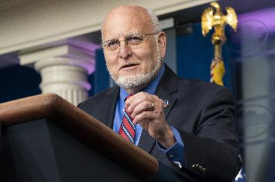 Former CDC Director Robert R. Redfield on Viruses, Vaccines, the COVID Epidemic, and Distrust in Public Health