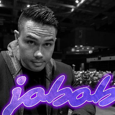 Kat Abughazaleh, Bill Gates, and Your Mom Jokes