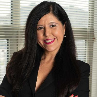 Entrevista a Aránzazu Arce Muñoz, presidenta de la Federación de Moros y Cristianos de Murcia Entrevista a Aránzazu Arce Muñoz, presidenta de la Federación de Moros y Cristianos de Murcia
