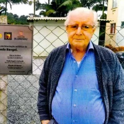 213. Indiologia Militante de Athanázio 213. Indiologia Militante de Athanázio