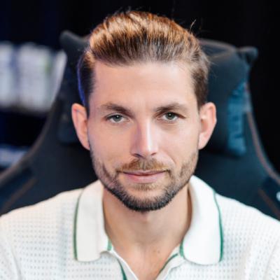 POCZĄTKOWO NIE CHCIELIŚMY POLAKÓW W INNER CIRCLE. KRZYSZTOF JĘDRAS