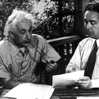 Albert Einstein a Franklin D. Roosevelt – Sulla bomba atomica Albert Einstein a Franklin D. Roosevelt – Sulla bomba atomica