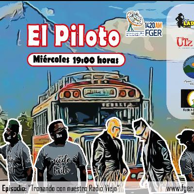 Tronando con nuestro Radio Viejo