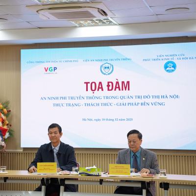 Tin trong nước - An ninh phi truyền thống: Bài toán cấp bách trong quản trị đô thị Hà Nội Tin trong nước - An ninh phi truyền thống: Bài toán cấp bách trong quản trị đô thị Hà Nội