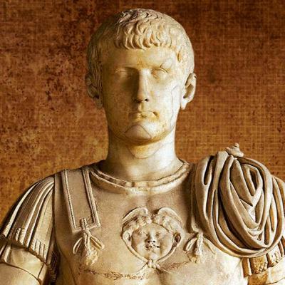 Nace el emperador 'Calígula' (12 d.C.)
