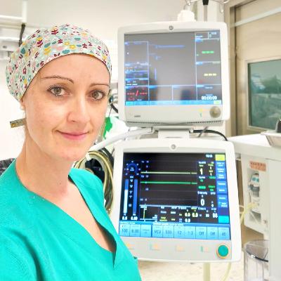 Liderazgo Adenfermero en Cuidados Críticos Liderazgo Adenfermero en Cuidados Críticos