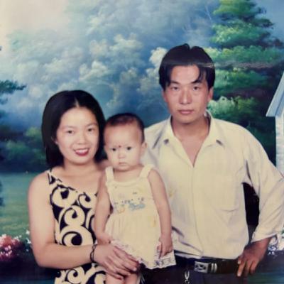 E861.流动儿童长大了：住在储藏室的一家人，生活有苦也有甜