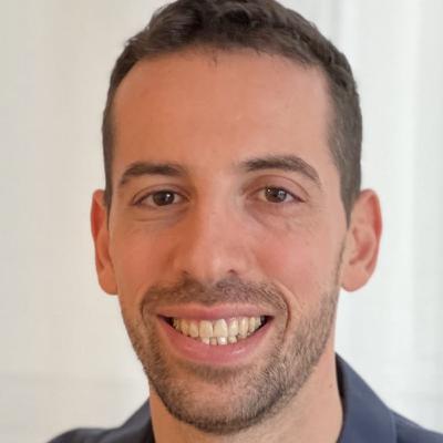 מיכאל גטה, סמנכ"ל הכספים של חברת פליינג ספארק סוקר את פעילות החברה בתחום תחליפי החלבון מחרקים