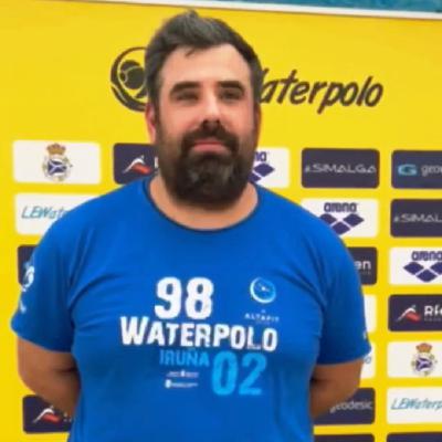 Waterpolo con la segunda temporada consecutiva de Wp Iruña 9802 en la máxima categoría con Imanol Maiza