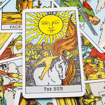 S1E2: Advice For Beginning Tarot Readers.