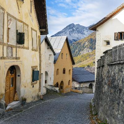 Schweiz entschleunigt: Nachhaltigkeit in Saas Fe, Langsamkeit auf der Via Engadina, Beschaulichkeit im Valposchiavo Schweiz entschleunigt: Nachhaltigkeit in Saas Fe, Langsamkeit auf der Via Engadina, Beschaulichkeit im Valposchiavo