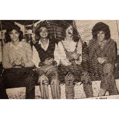 15 Minutos de Gloria Seru Giran