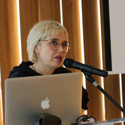 Oddný Eir Ævarsdóttir - Brjáluð auðn