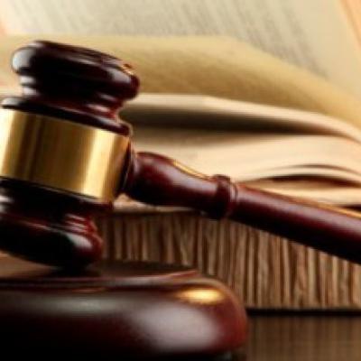 DO JUIZ, DO MINISTÉRIO PÚBLICO, DO ACUSADO E DEFENSOR, DOS ASSISTENTES E AUXILIARES DA JUSTIÇA.