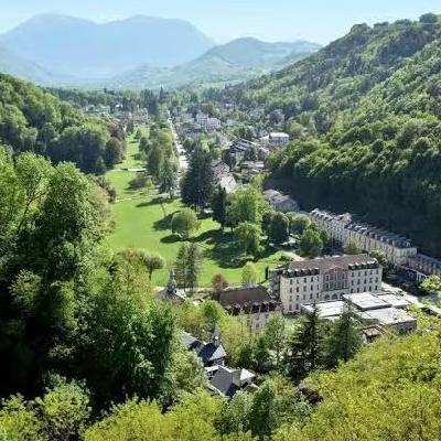 温泉 酒庄 美食 美妆品牌也有斜杠人生|老友茶水间 温泉 酒庄 美食 美妆品牌也有斜杠人生|老友茶水间