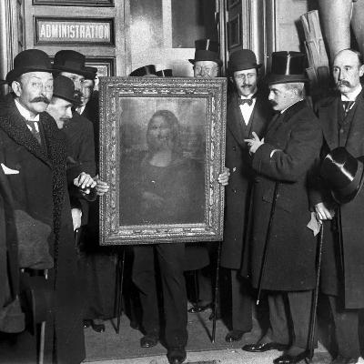Episode 383: That Time the Mona Lisa Was Stolen from the Louvre