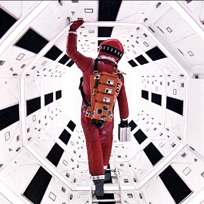 Capítulo 2 - 2001; Odisea en el Espacio Capítulo 2 - 2001; Odisea en el Espacio