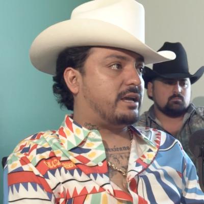 Los Dos Carnales: De sus Raíces a la Fama Viral Los Dos Carnales: De sus Raíces a la Fama Viral