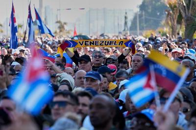 Military operation in Venezuela, Potential for an AI bubble, Emotion Hacks Military operation in Venezuela, Potential for an AI bubble, Emotion Hacks