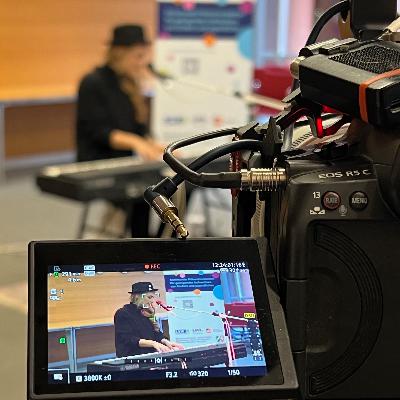 Liedermacherin Laura Braun: "Das Ende der Welt"