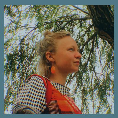 The Pain in Birth and the Pleasure in Death with Birth/Death Doula Emma King