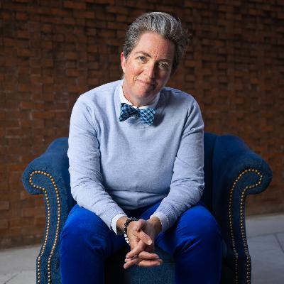 S8: E6 Gabrielle Calvocoressi Chats with Dion O'Reilly