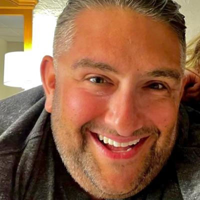 Episode 44: Matthew Hochberg