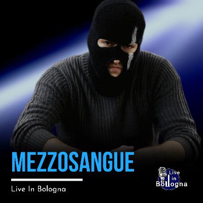 Mezzosangue: “La maschera? Conta il messaggio, non l’identità. Il rap deve essere diretto, emotivo”