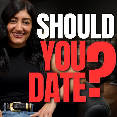 573: Should You Date in Early Sobriety? Ali shares the truth!