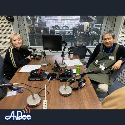 多忙を極める年末の書店業務の合間を縫って登場！伊野尾書店の店主、伊野尾宏之さん