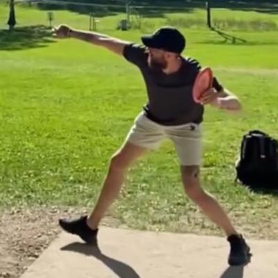 Lär känna Niclas Lindholm som tröttande på bowling efter 30 år och började med discgolf