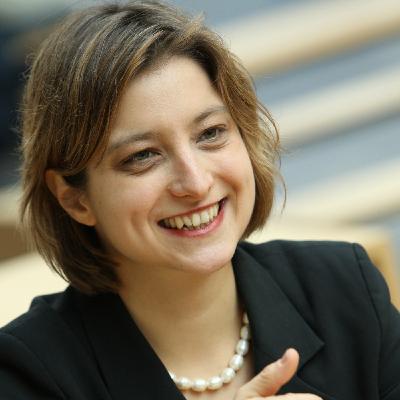 Isabell Welpe - Technische Universität München