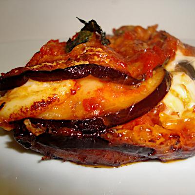 La parmigiana di melanzane La parmigiana di melanzane