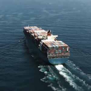 The Brief #9: Should I hedge my bets and sign short-term shipping contracts? The Brief #9: Should I hedge my bets and sign short-term shipping contracts?