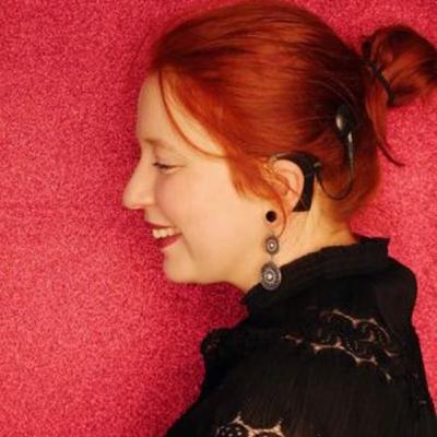 #20 Kari - Leed als kind aan perceptief gehoorverlies en werd op jonge leeftijd doof #20 Kari - Leed als kind aan perceptief gehoorverlies en werd op jonge leeftijd doof