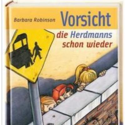 „Vorsicht, die Herdmanns schon wieder!“ Eine Lesung für die 5a vom OGT! „Vorsicht, die Herdmanns schon wieder!“ Eine Lesung für die 5a vom OGT!