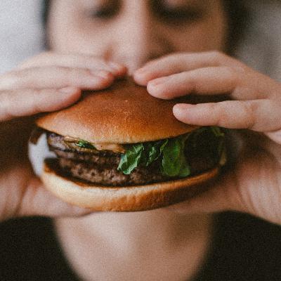 Tapar el sol una hamburguesa