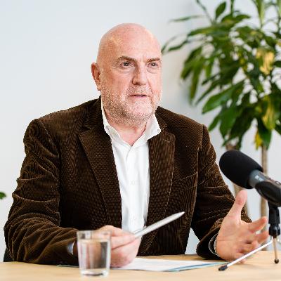 Staffel 2 | 10 mit Biotechnologie-Experte Peter Llewellyn-Davies: BioNTech hat’s vorgemacht Staffel 2 | 10 mit Biotechnologie-Experte Peter Llewellyn-Davies: BioNTech hat’s vorgemacht