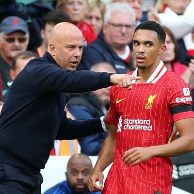 10% Arne Slota. Jak Holender poprawia Alexandra-Arnolda i Liverpool?