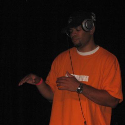 I know dj LV mixtape series...90'S MIX
