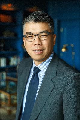 17. Keep Calm and Carry On with David Hu at Classic Vacations