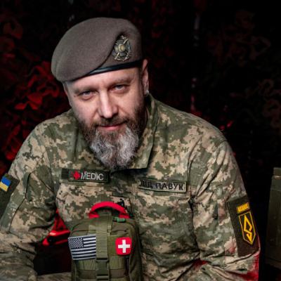Любить такмед і котів: історія бойового медика на псевдо Дід Павук Любить такмед і котів: історія бойового медика на псевдо Дід Павук