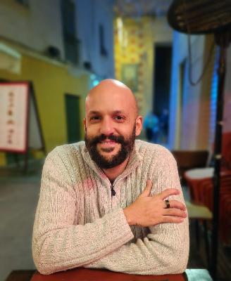 Season 6 Episode 2: Care for Latino Workers with Diogo Militão Season 6 Episode 2: Care for Latino Workers with Diogo Militão