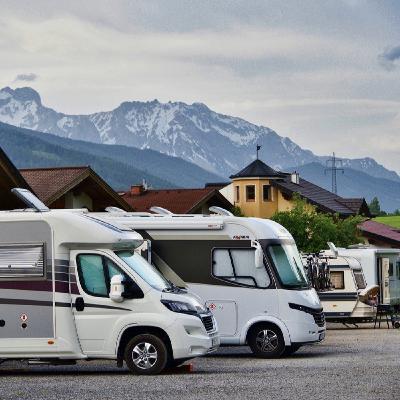 Peut-on stationner ou camper n’importe où avec son camping-car ou son van ?