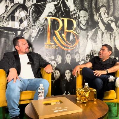 Ricardo Bobadilla y Premios de la Calle: De un Sueño a un Legado Musical Ricardo Bobadilla y Premios de la Calle: De un Sueño a un Legado Musical