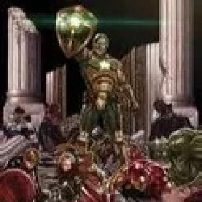 La Viñeta. Imperio Secreto. Ultimate Spiderman de Hickman. Drácula de Luc Besson.