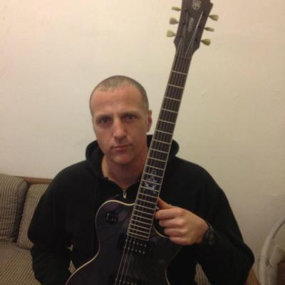 Interview de Mike Hill, fondateur du groupe de post black Tombs Interview de Mike Hill, fondateur du groupe de post black Tombs