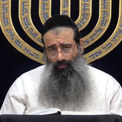 לבושים לשמו יתברך 23