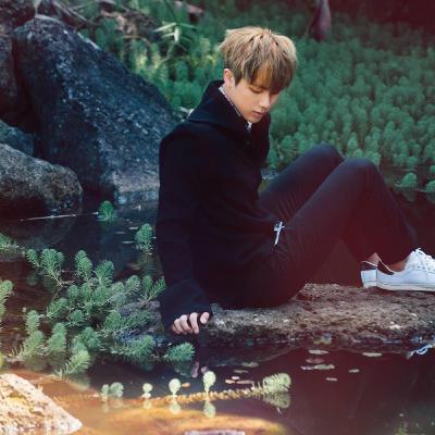 1. Sinopsis: Kim Seokjin 2 de Mayo, año 22