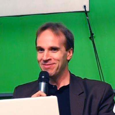 ASTROLOGÍA Y TIERRA PLANA - Robert Martínez ASTROLOGÍA Y TIERRA PLANA - Robert Martínez